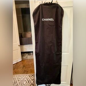 CHANEL Elegant Black Garment Cover
